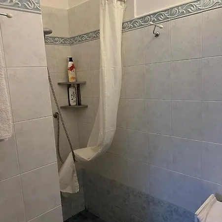 La Follicara Apartment *
